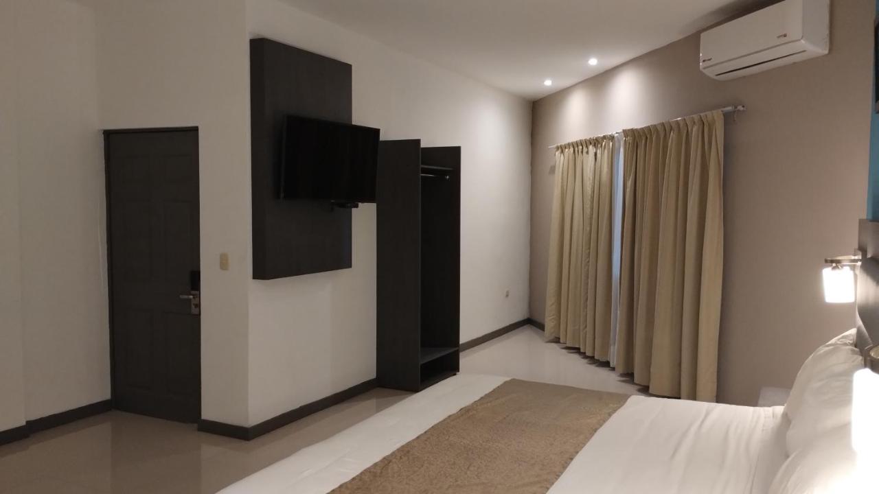 Hotel El Rancho Sabinas Hidalgo Eksteriør billede